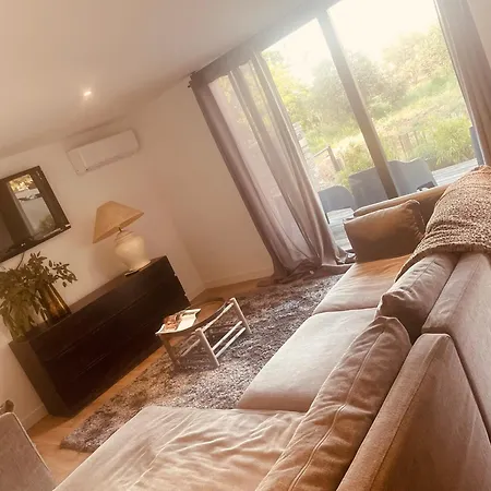 Apartment T3 Dans Charmante Propriete